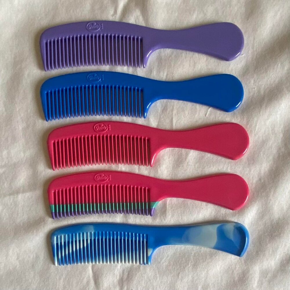 Vintage 1980s Goody Lot of 5 Plastic 6 1/2" Combs - Unused Old Stock